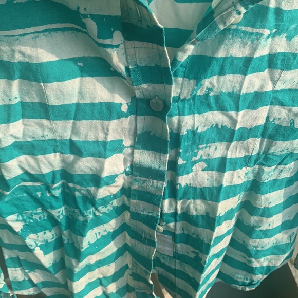 CUTEST CROPPED SHIRT EVER. tie-dye look. light as a feather. - Picture 4 of 8